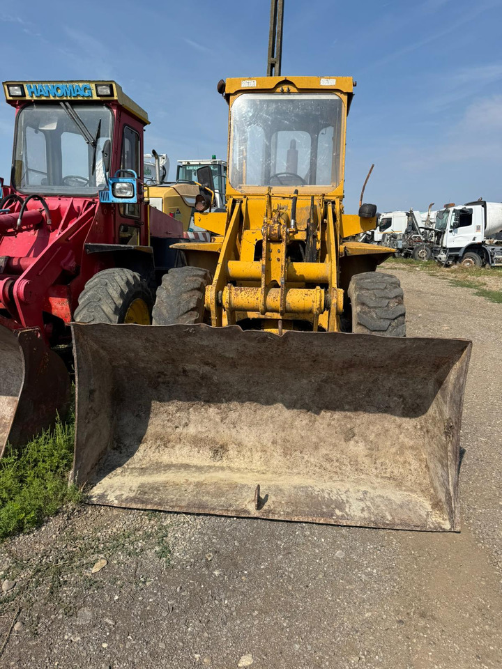 HANOMAG 22C FRONT LOADER - Fadrom me goma: foto 3 HANOMAG 22C FRONT LOADER - Fadrom me goma: foto 3