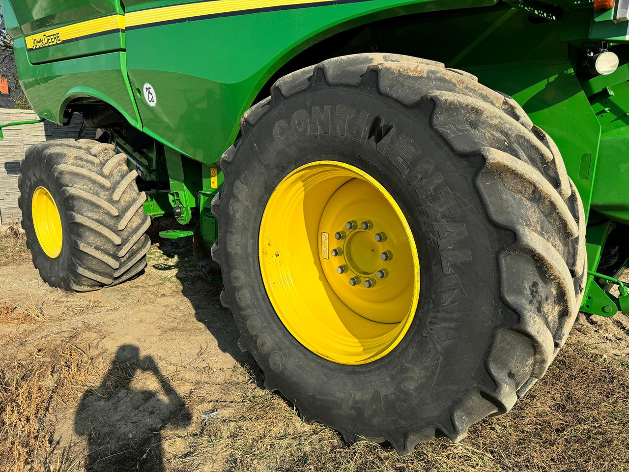 John Deere S680i combine + 635X Header + Zurn trailer - Autokombajnë: foto 3 John Deere S680i combine + 635X Header + Zurn trailer - Autokombajnë: foto 3