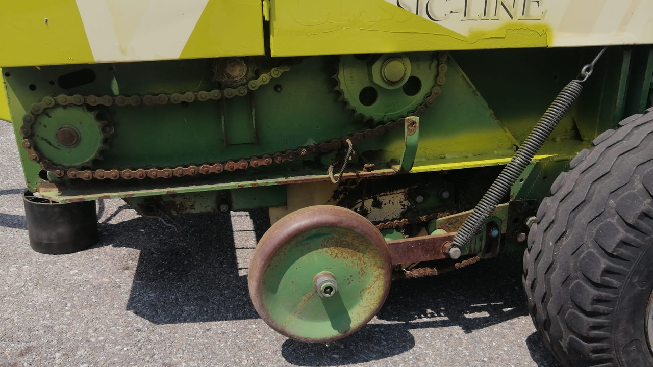 Krone KR 125 B Baler - Dengmbledhëse e rrumbullakët: foto 5 Krone KR 125 B Baler - Dengmbledhëse e rrumbullakët: foto 5