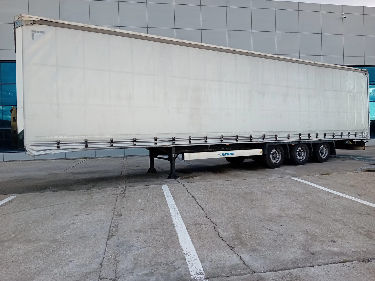 Krone Sliding Tarpaulin Semi-trailer Standard, TOP ! - Gjysmë rimorkio me tendë: foto 3 Krone Sliding Tarpaulin Semi-trailer Standard, TOP ! - Gjysmë rimorkio me tendë: foto 3
