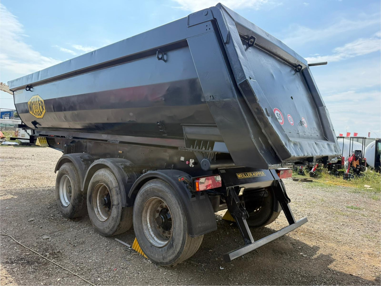 MEILLER TIPPER SEMI-TRAILER - Gjysmë rimorkio vetëshkarkuese: foto 4 MEILLER TIPPER SEMI-TRAILER - Gjysmë rimorkio vetëshkarkuese: foto 4