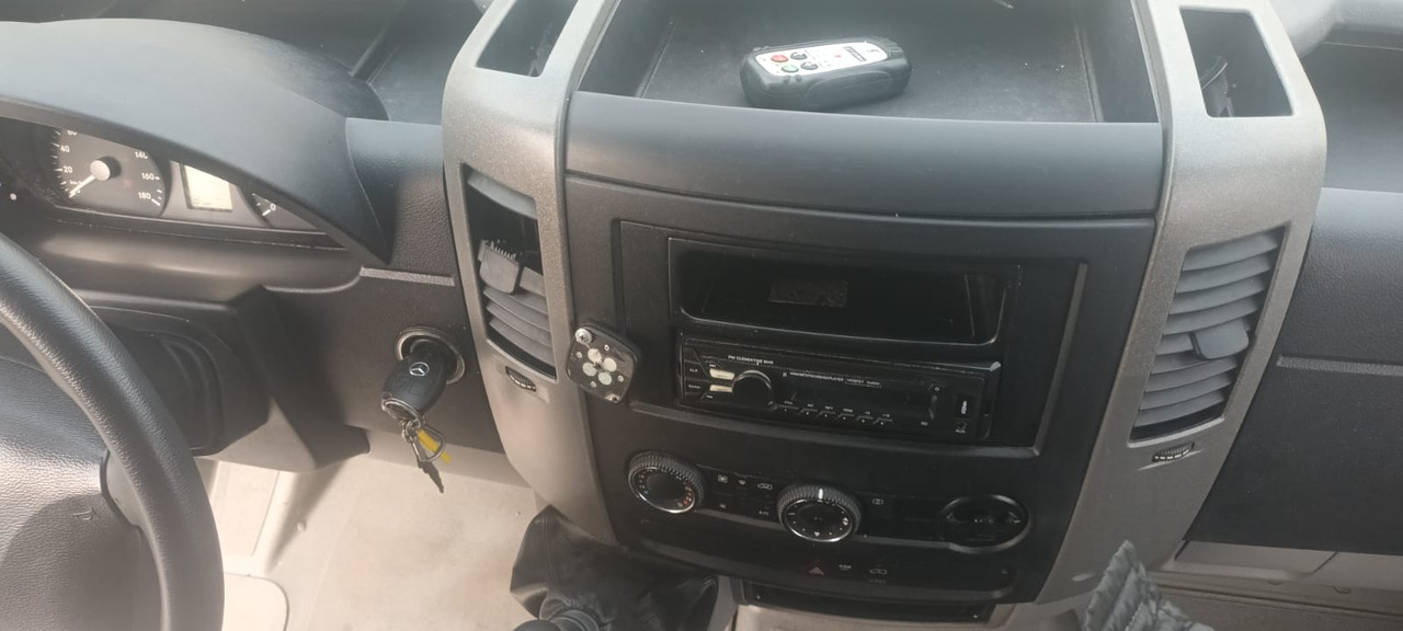 Mercedes Benz Sprinter 316 CDI Euro 6 !!! - Furgon: foto 4 Mercedes Benz Sprinter 316 CDI Euro 6 !!! - Furgon: foto 4
