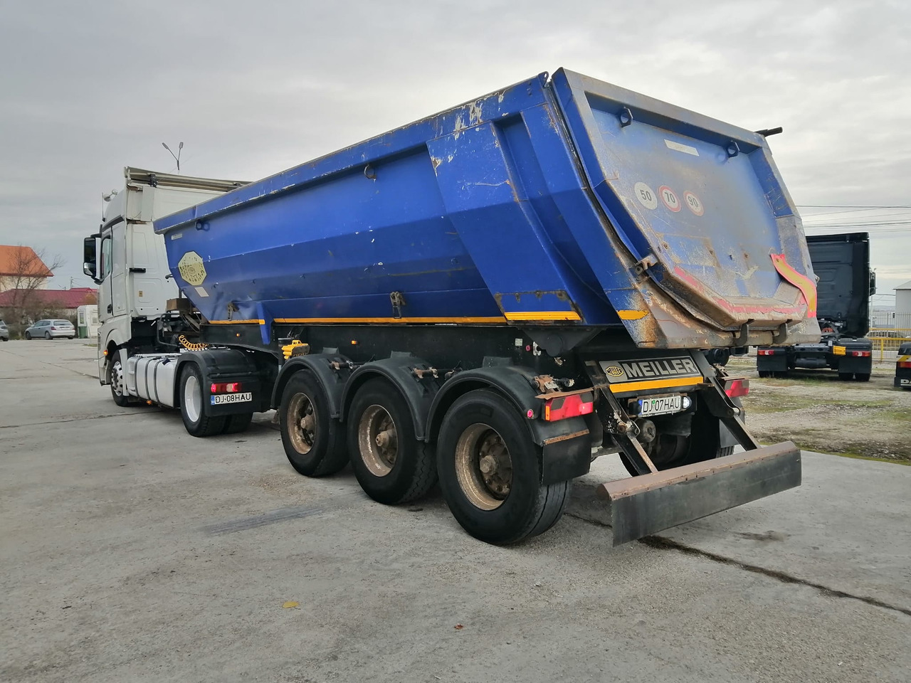 Semi-trailer Tipper Meiller – Kipper - Gjysmë rimorkio vetëshkarkuese: foto 5 Semi-trailer Tipper Meiller – Kipper - Gjysmë rimorkio vetëshkarkuese: foto 5