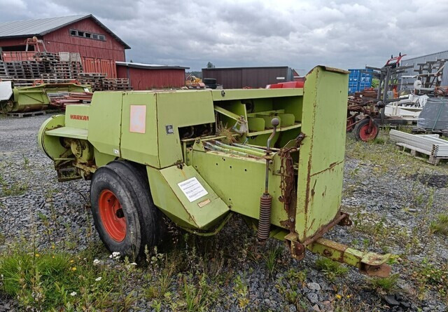 Claas Markant 50 paalain - Dengmbledhëse katrore: foto 3 Claas Markant 50 paalain - Dengmbledhëse katrore: foto 3