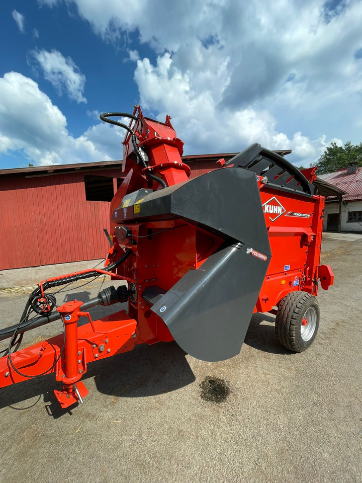 KUHN Primor 3570M hinattava paalisilppuri - Pajisje blegtorale: foto 1 KUHN Primor 3570M hinattava paalisilppuri - Pajisje blegtorale: foto 1