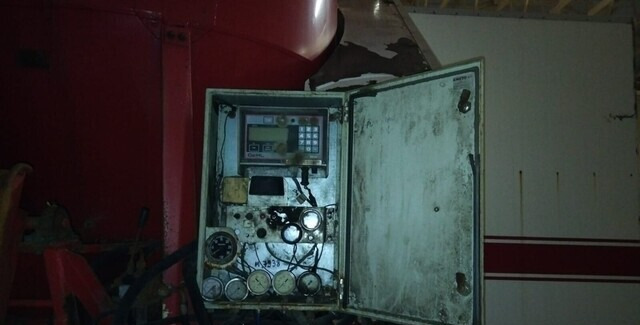 Kamioni, Vagon për përzierjen e foragjereve Scania 94 D 260 - REHUAUTO: foto 7