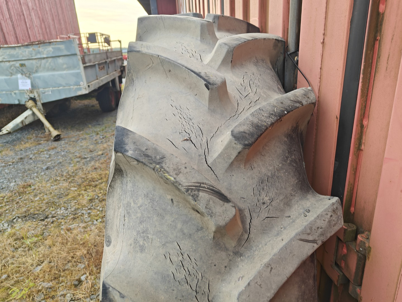 MICHELIN 18.4R38 traktorin renkaat - Goma dhe bandazhe për Traktor: foto 5 MICHELIN 18.4R38 traktorin renkaat - Goma dhe bandazhe për Traktor: foto 5