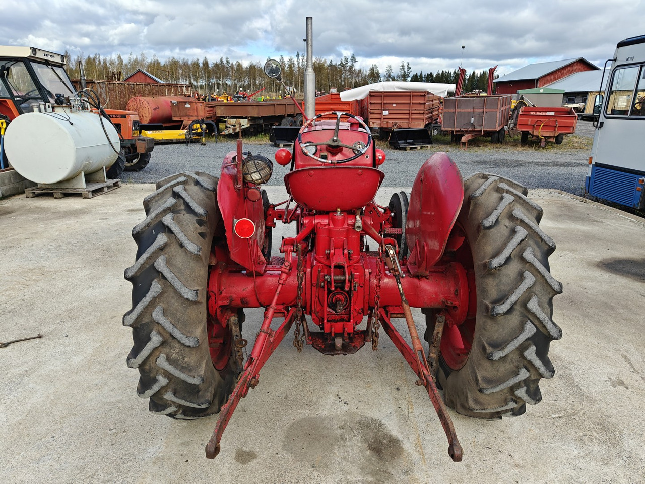 VALMET 361D - Traktor: foto 3 VALMET 361D - Traktor: foto 3
