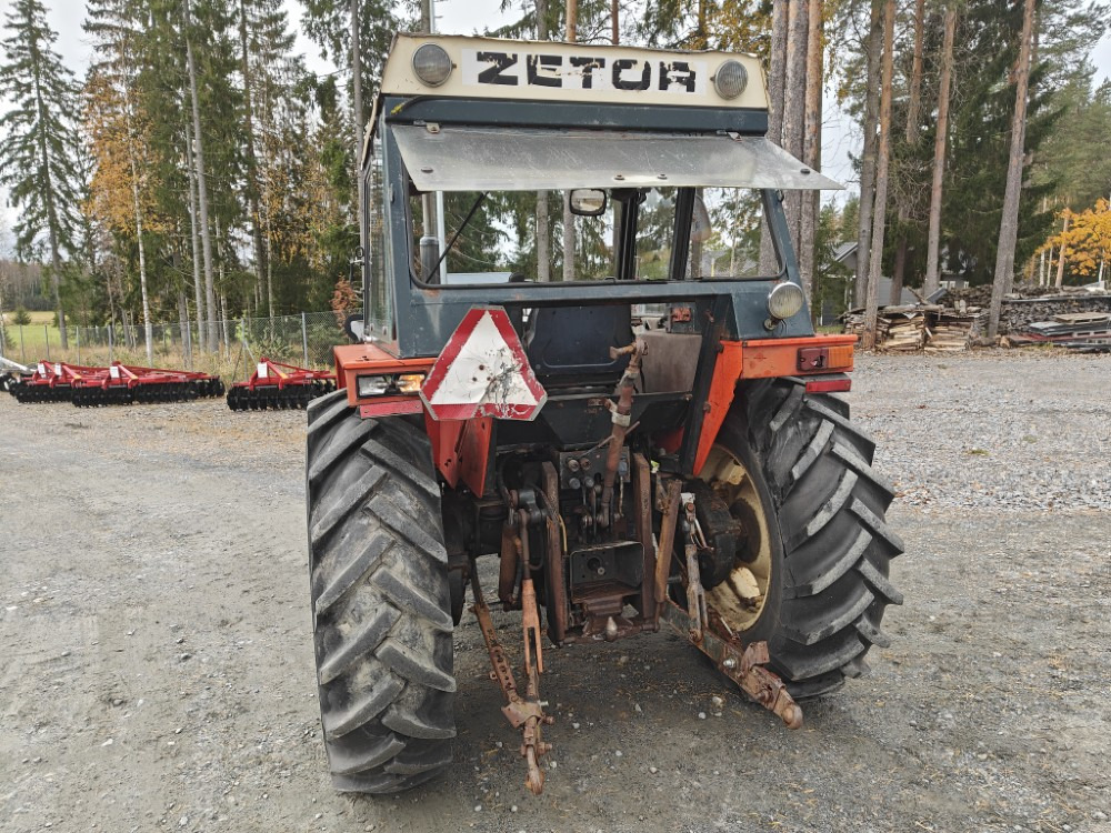 ZETOR 7245 - 4WD - Traktor: foto 3 ZETOR 7245 - 4WD - Traktor: foto 3