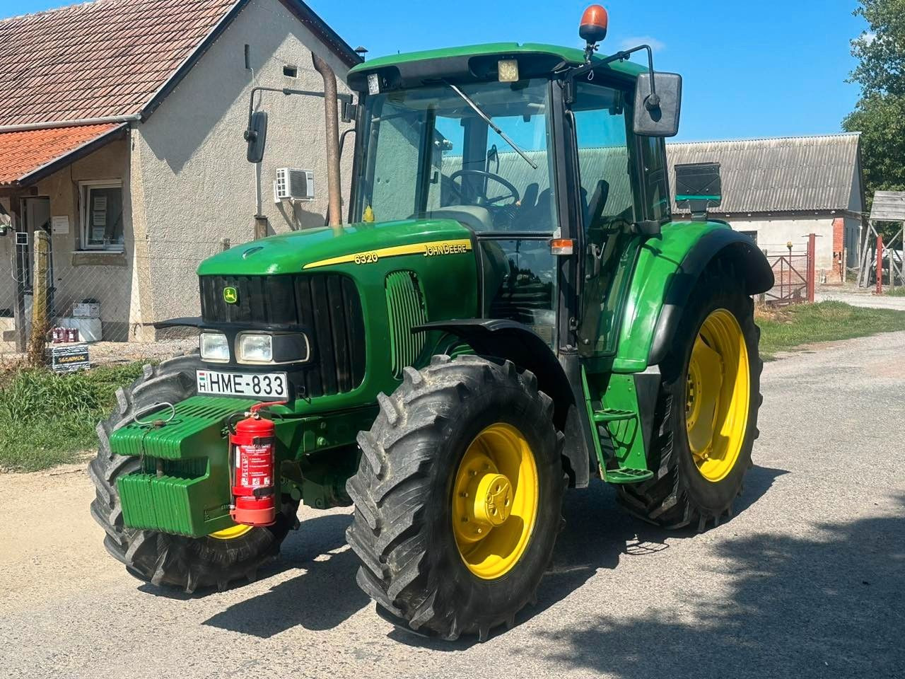 JOHN DEERE 6320 - Traktor: foto 2 JOHN DEERE 6320 - Traktor: foto 2