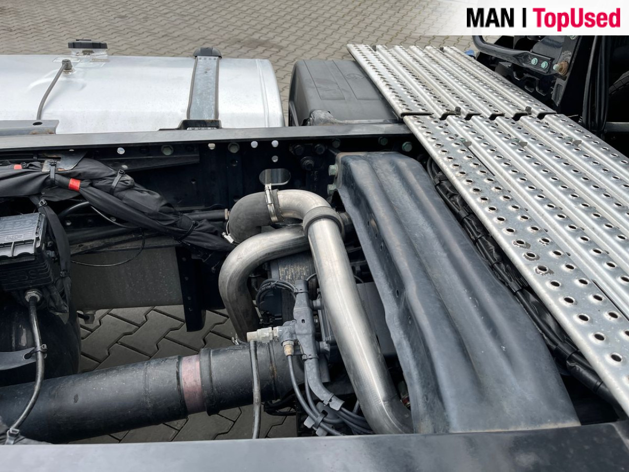 MAN TGX 18.470 4x2 BL SA - Gjysmë-kamion: foto 4 MAN TGX 18.470 4x2 BL SA - Gjysmë-kamion: foto 4