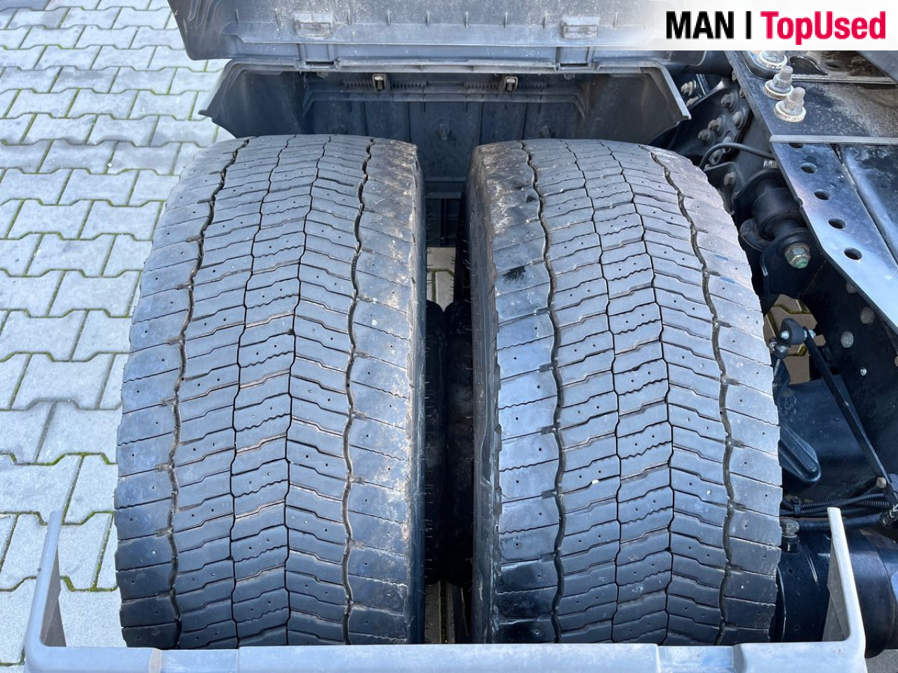 MAN TGX 18.510 4x2 LL SA - Gjysmë-kamion: foto 4 MAN TGX 18.510 4x2 LL SA - Gjysmë-kamion: foto 4