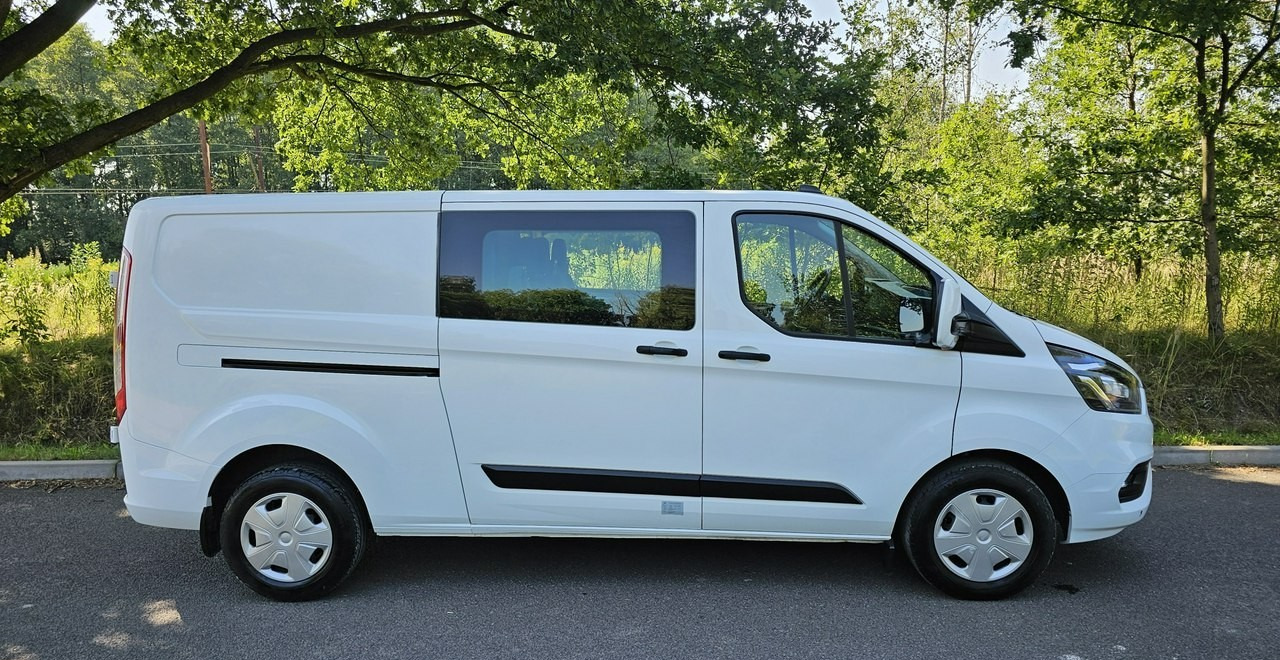 Ford Transit Custom 5-osobowy *long* - Veturë: foto 4 Ford Transit Custom 5-osobowy *long* - Veturë: foto 4