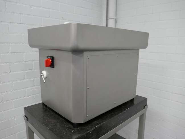 Freund / Ifooma grinder TG105 - Makineri ushqimore: foto 3 Freund / Ifooma grinder TG105 - Makineri ushqimore: foto 3