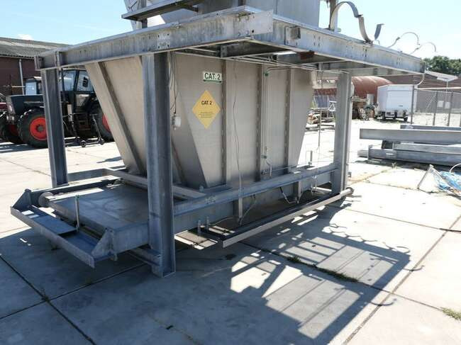 NN stainless steel bunker - Makineri ushqimore: foto 4 NN stainless steel bunker - Makineri ushqimore: foto 4