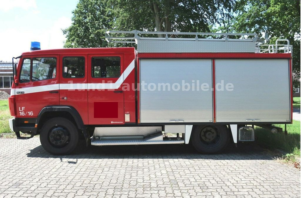 Mercedes-Benz 1124 F Feuerwehr LF 16/16 Pumpe Tank Haspel 1124 F Feuerwehr LF 16/16 Pumpe Tank Haspel - Zjarrfikëse: foto 4 Mercedes-Benz 1124 F Feuerwehr LF 16/16 Pumpe Tank Haspel 1124 F Feuerwehr LF 16/16 Pumpe Tank Haspel - Zjarrfikëse: foto 4