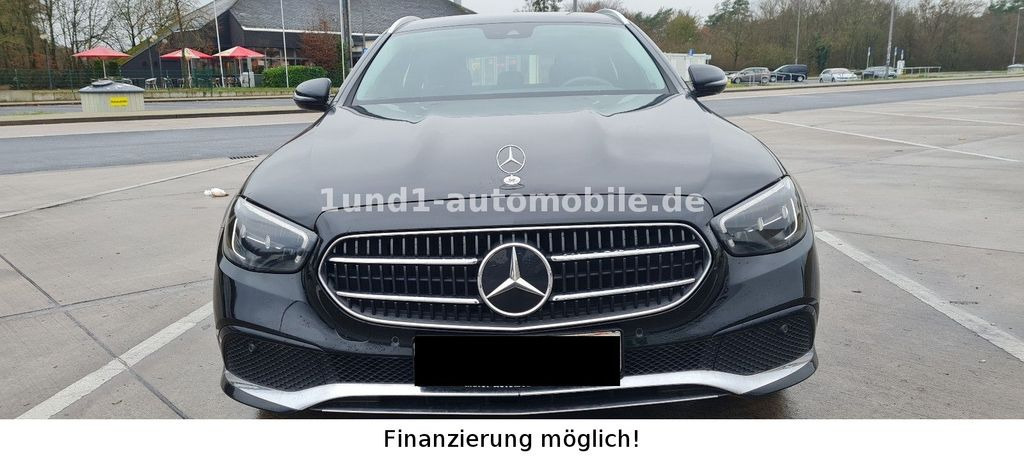 Mercedes-Benz E 400 dT 4Matic Avant LED 9G-Tronic MBUX Widescreen E 400 dT 4Matic Avant LED 9G-Tronic MBUX Widescreen - Veturë: foto 3 Mercedes-Benz E 400 dT 4Matic Avant LED 9G-Tronic MBUX Widescreen E 400 dT 4Matic Avant LED 9G-Tronic MBUX Widescreen - Veturë: foto 3