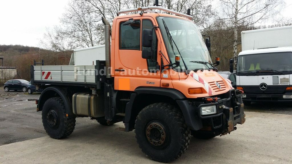 Mercedes-Benz Unimog U 500 Kipper Kommunalhydraulik U 300 400 U 500 Kipper Kommunalhydraulik U 300 400 - Mjet bujqësor/ Special: foto 2 Mercedes-Benz Unimog U 500 Kipper Kommunalhydraulik U 300 400 U 500 Kipper Kommunalhydraulik U 300 400 - Mjet bujqësor/ Special: foto 2