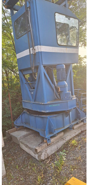 Liebherr 180EC-H 40m jib slewing part / good price - Vinç-urë: foto 1 Liebherr 180EC-H 40m jib slewing part / good price - Vinç-urë: foto 1
