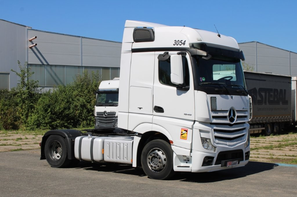 Mercedes-Benz ACTROS 1845 - Gjysmë-kamion: foto 2 Mercedes-Benz ACTROS 1845 - Gjysmë-kamion: foto 2