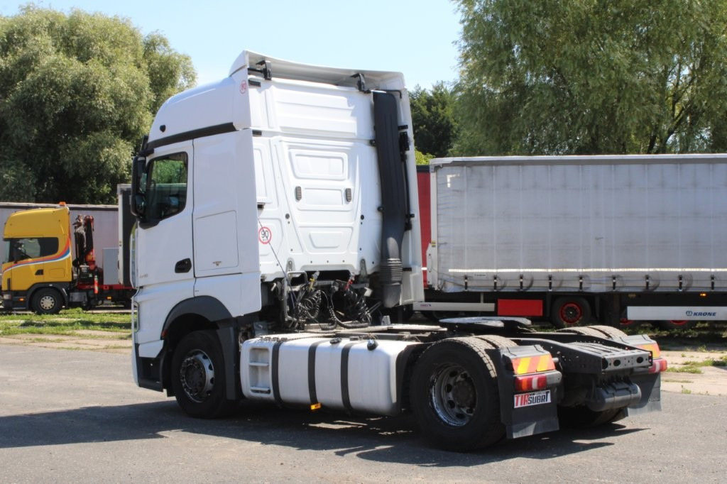 Mercedes-Benz ACTROS 1845 - Gjysmë-kamion: foto 4 Mercedes-Benz ACTROS 1845 - Gjysmë-kamion: foto 4