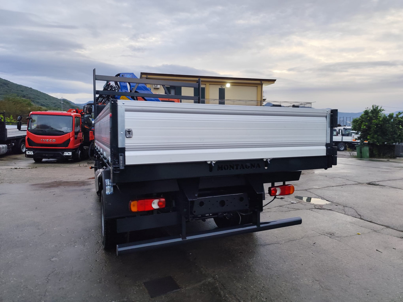 Kamion me vinç IVECO EUROCARGO 120-90L: foto 22
