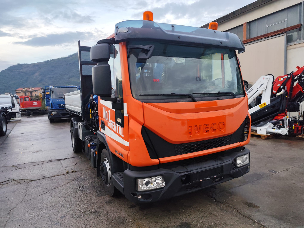 Kamion me vinç IVECO EUROCARGO 120-90L: foto 31