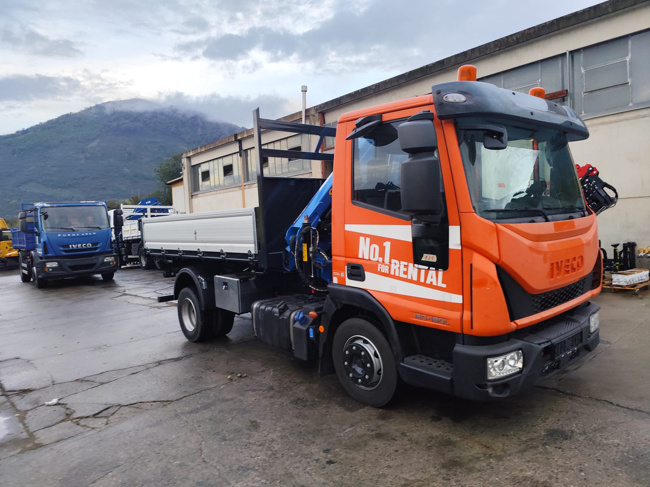 Kamion me vinç IVECO EUROCARGO 120-90L: foto 29