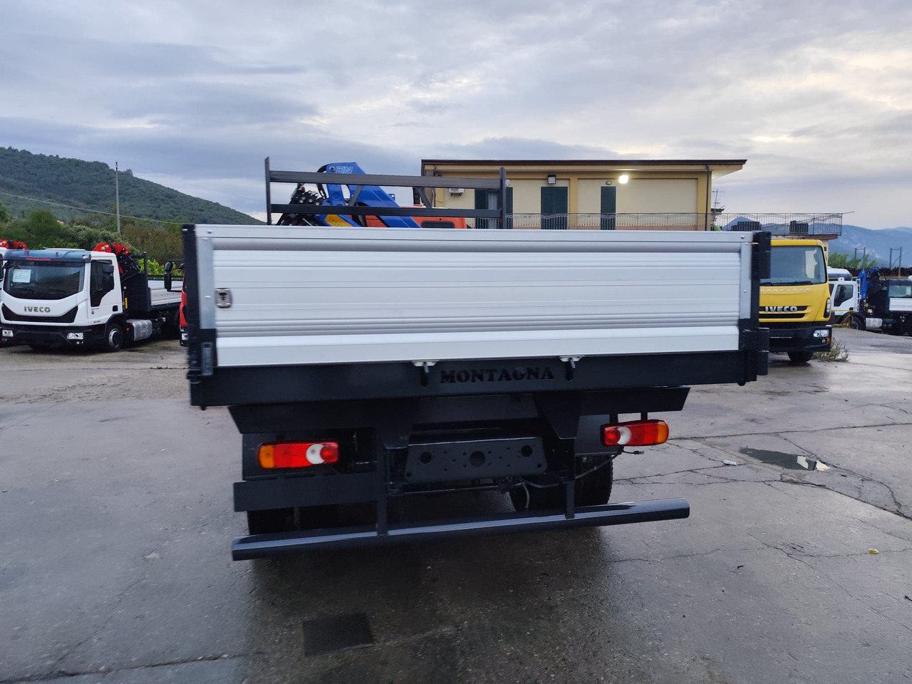 Kamion me vinç IVECO EUROCARGO 120-90L: foto 23