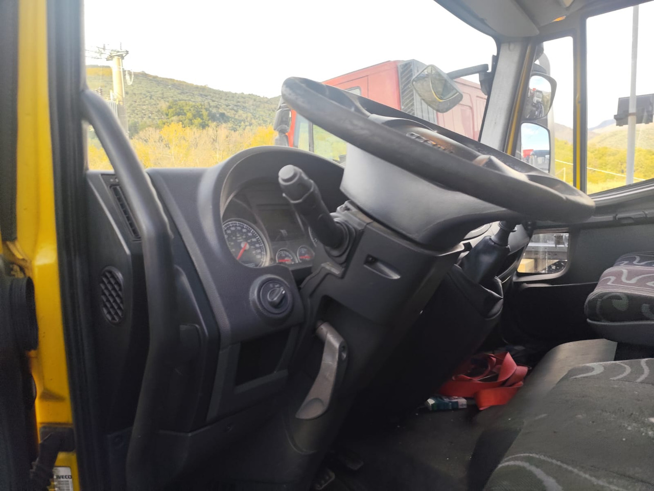 Lizingu i IVECO EUROCARGO 120E28P IVECO EUROCARGO 120E28P: foto 8