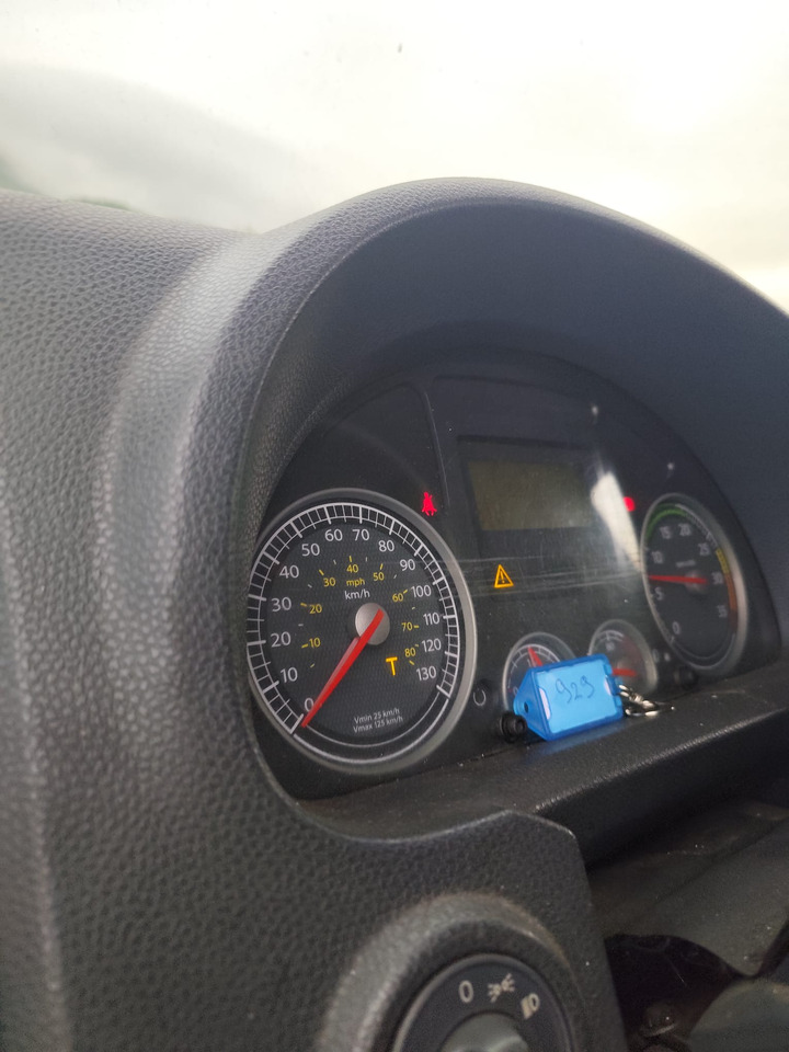 IVECO EUROCARGO 140E25 - Kamion kabinë-shasi: foto 2 IVECO EUROCARGO 140E25 - Kamion kabinë-shasi: foto 2