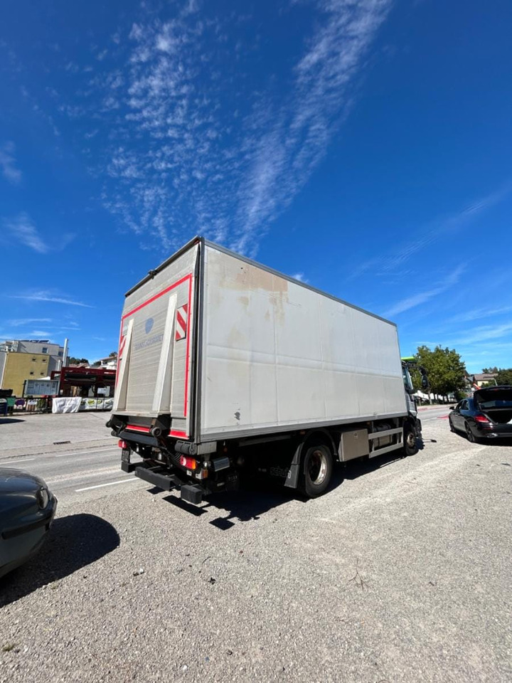 IVECO EUROCARGO 160-280 - Kamion vagonetë, Kamion me vinç: foto 4 IVECO EUROCARGO 160-280 - Kamion vagonetë, Kamion me vinç: foto 4