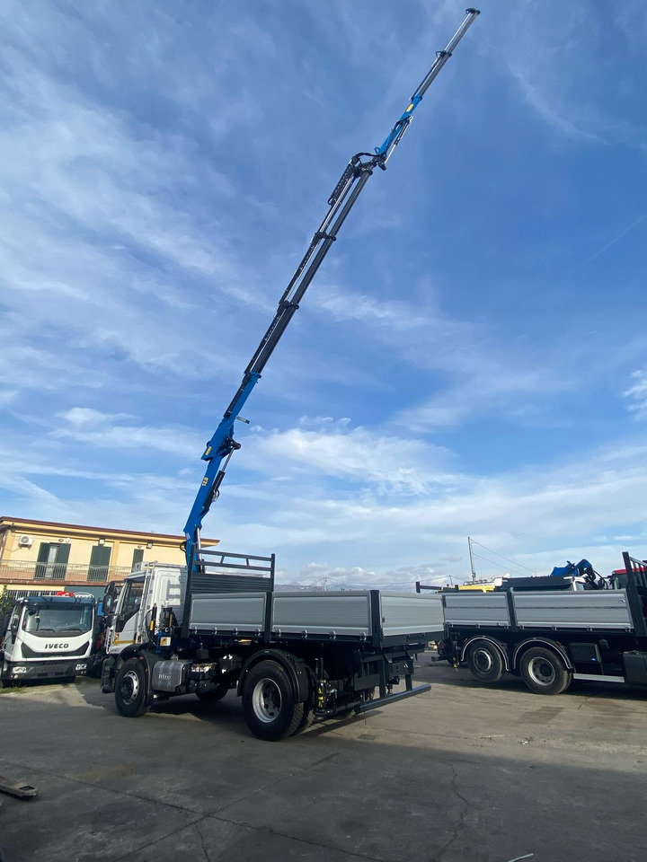 IVECO EUROCARGO 190EL28 - Kamion me vinç: foto 2 IVECO EUROCARGO 190EL28 - Kamion me vinç: foto 2