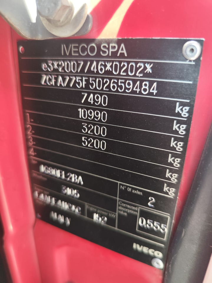 IVECO EUROCARGO 80-190 - Kamion kabinë-shasi: foto 2 IVECO EUROCARGO 80-190 - Kamion kabinë-shasi: foto 2