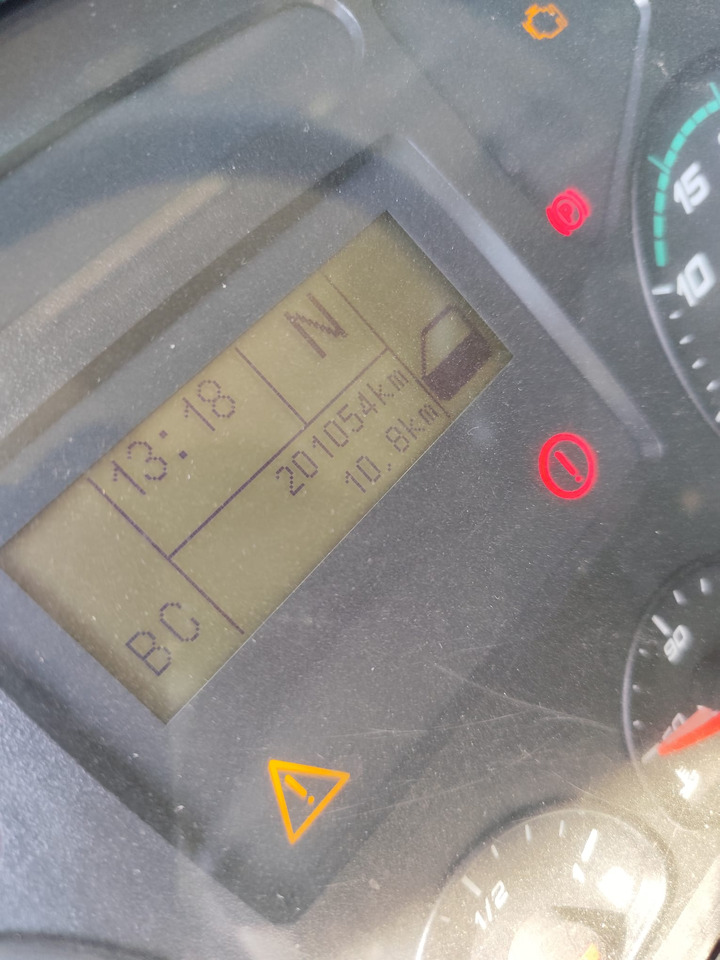 IVECO EUROCARGO 80-210 - Kamion me vinç: foto 5 IVECO EUROCARGO 80-210 - Kamion me vinç: foto 5