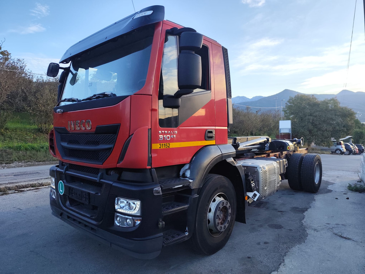 IVECO STRALIS 190S31 - Kamion vetëngarkues: foto 1 IVECO STRALIS 190S31 - Kamion vetëngarkues: foto 1