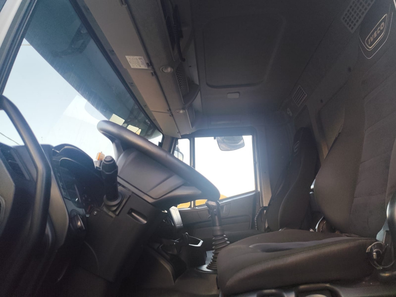 IVECO STRALIS AD 260S31 XP - Kamion kabinë-shasi: foto 5 IVECO STRALIS AD 260S31 XP - Kamion kabinë-shasi: foto 5