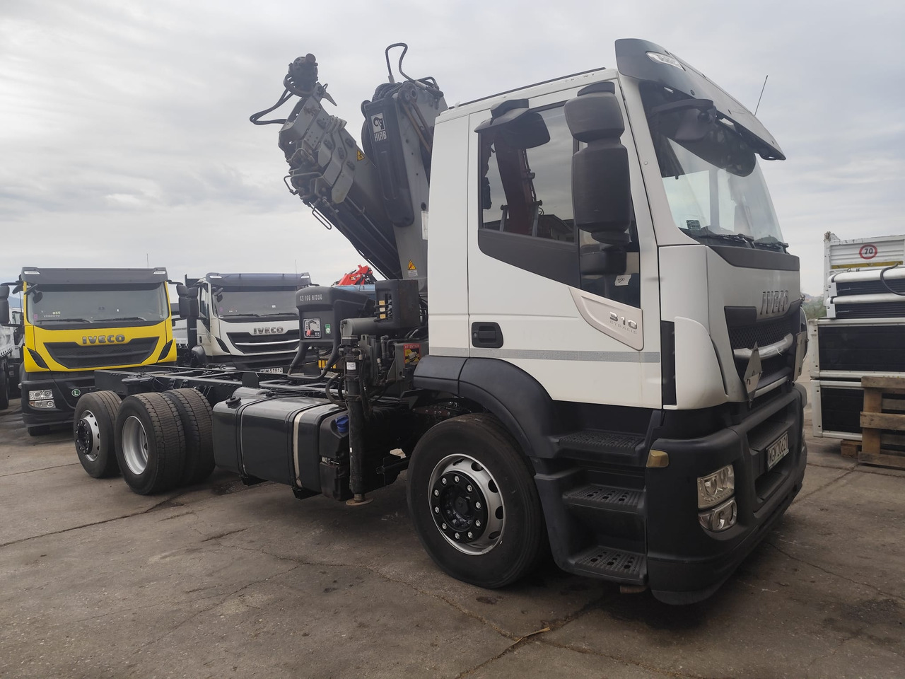 IVECO STRALIS AD 260S31 XP - Kamion me vinç: foto 5 IVECO STRALIS AD 260S31 XP - Kamion me vinç: foto 5