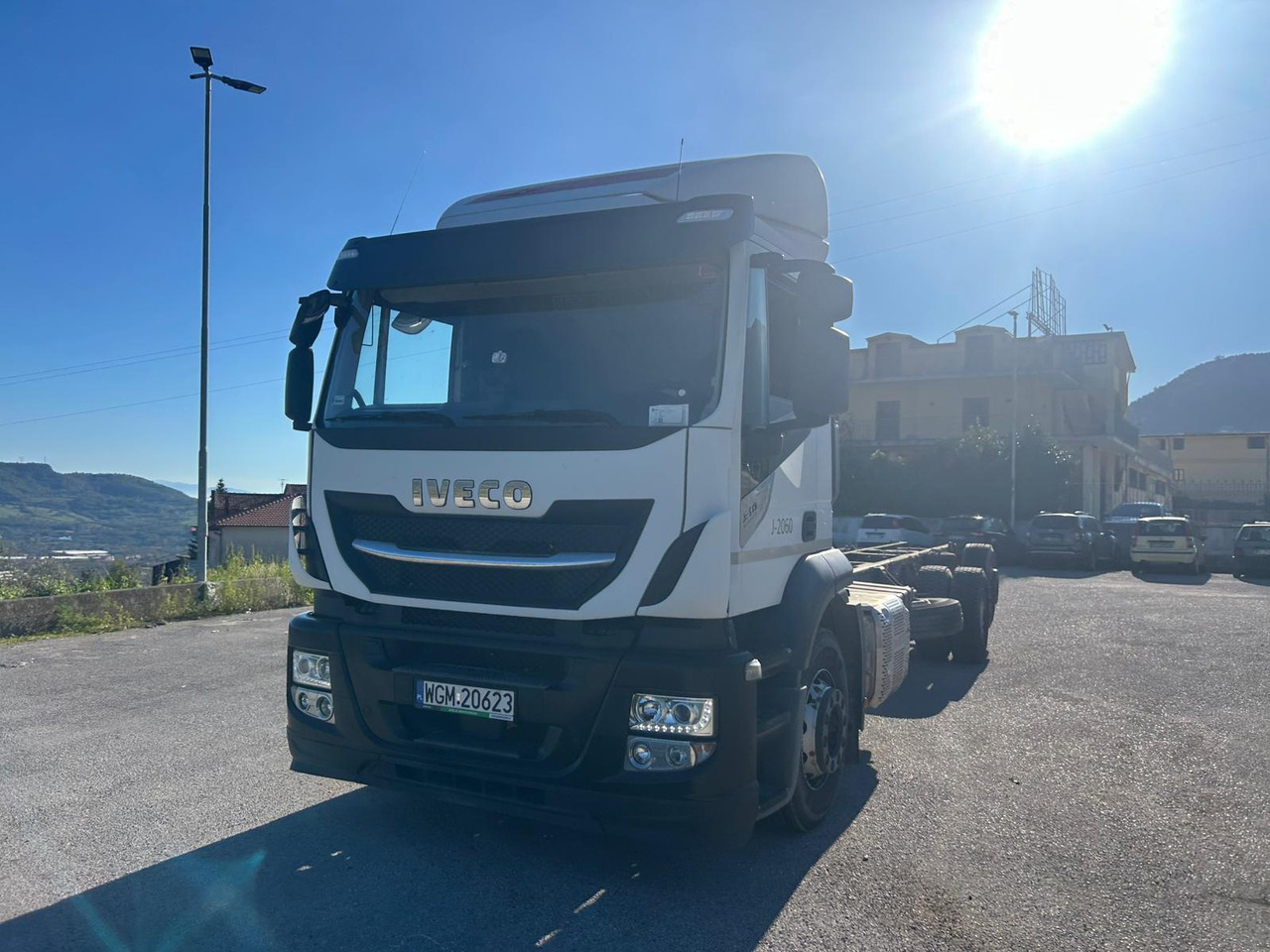 IVECO STRALIS AD 260S31 XP - Kamion kabinë-shasi: foto 1 IVECO STRALIS AD 260S31 XP - Kamion kabinë-shasi: foto 1