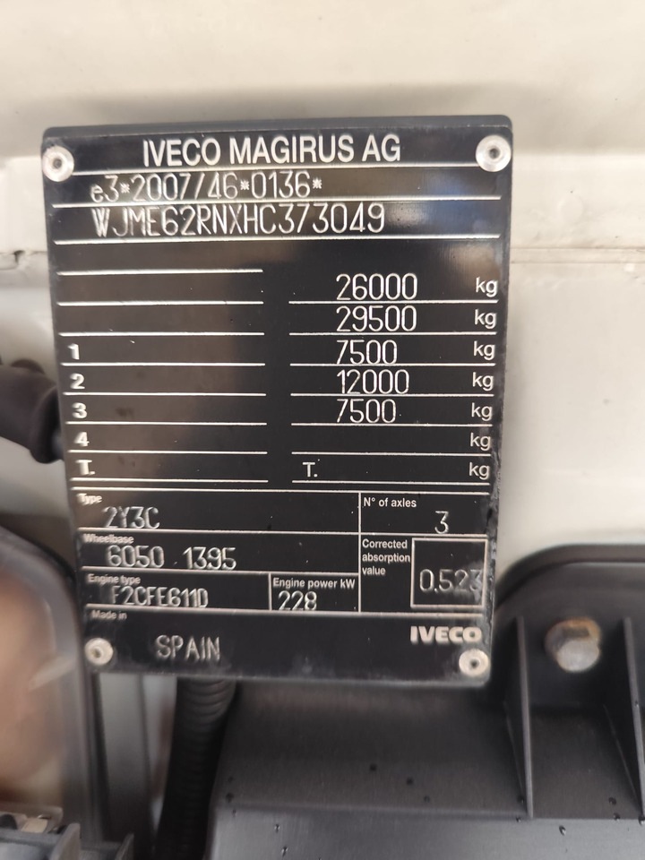 IVECO STRALIS AD 260S31 XP - Kamion me vinç: foto 5 IVECO STRALIS AD 260S31 XP - Kamion me vinç: foto 5