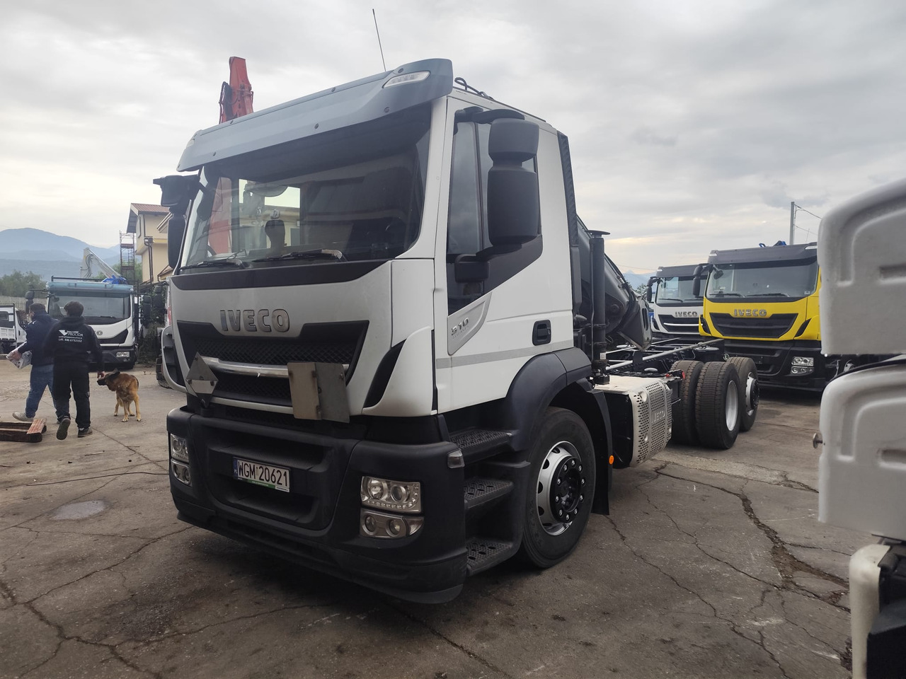 IVECO STRALIS AD 260S31 XP - Kamion me vinç: foto 1 IVECO STRALIS AD 260S31 XP - Kamion me vinç: foto 1