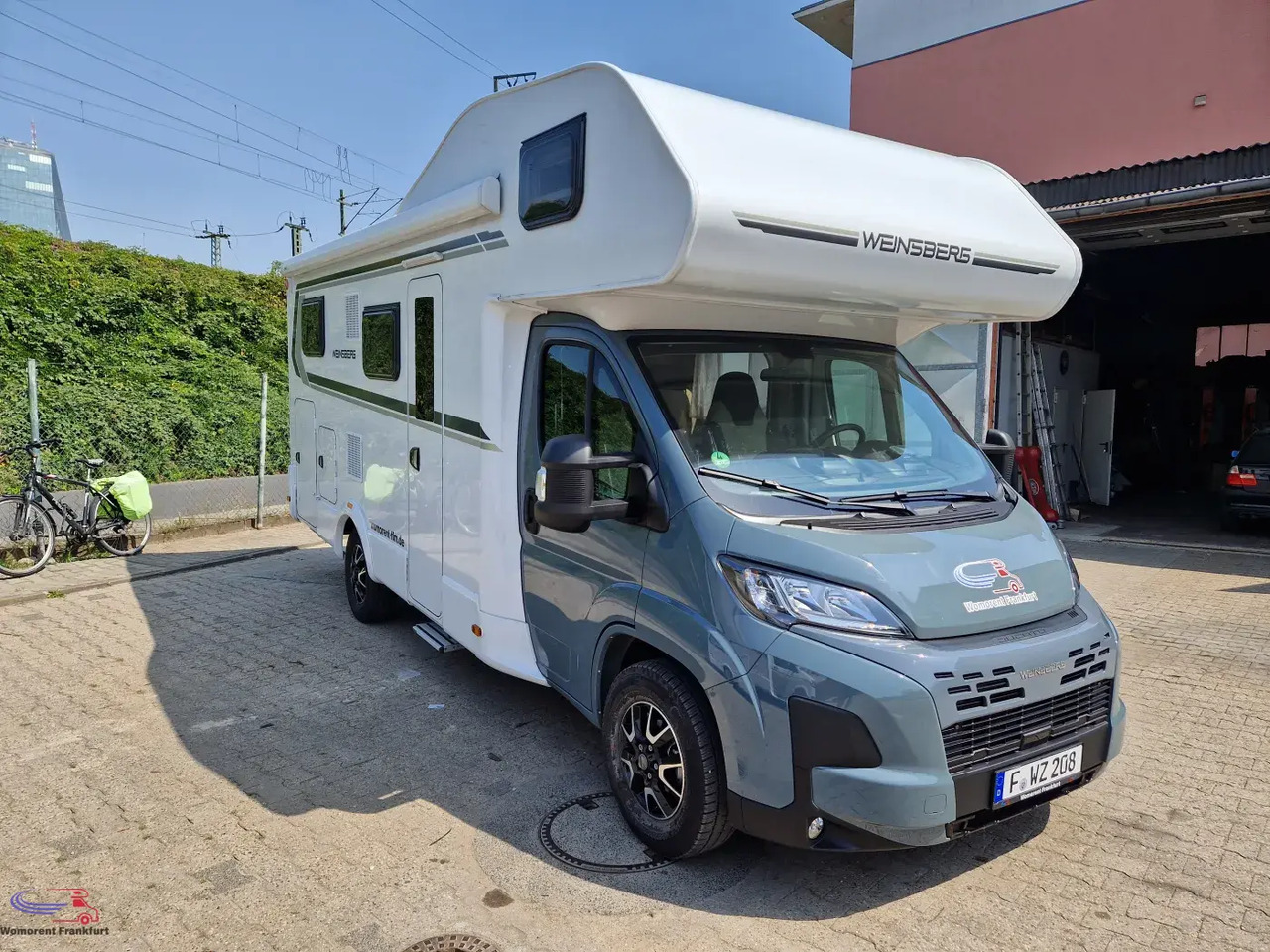 Wohnmobil Weinsberg CaraHome 650 MEG - Kamper alcove: foto 1 Wohnmobil Weinsberg CaraHome 650 MEG - Kamper alcove: foto 1