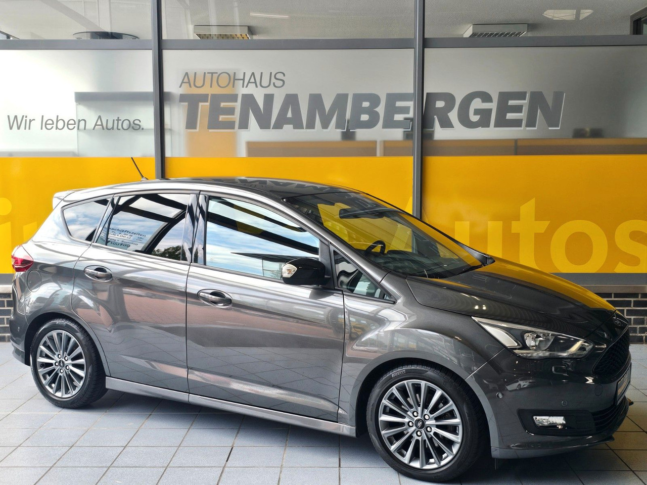 Ford C-MAX 1.5 Sport Automatik Bi-Xenon Navi Standhzg - Furgon pasagjerësh: foto 1 Ford C-MAX 1.5 Sport Automatik Bi-Xenon Navi Standhzg - Furgon pasagjerësh: foto 1