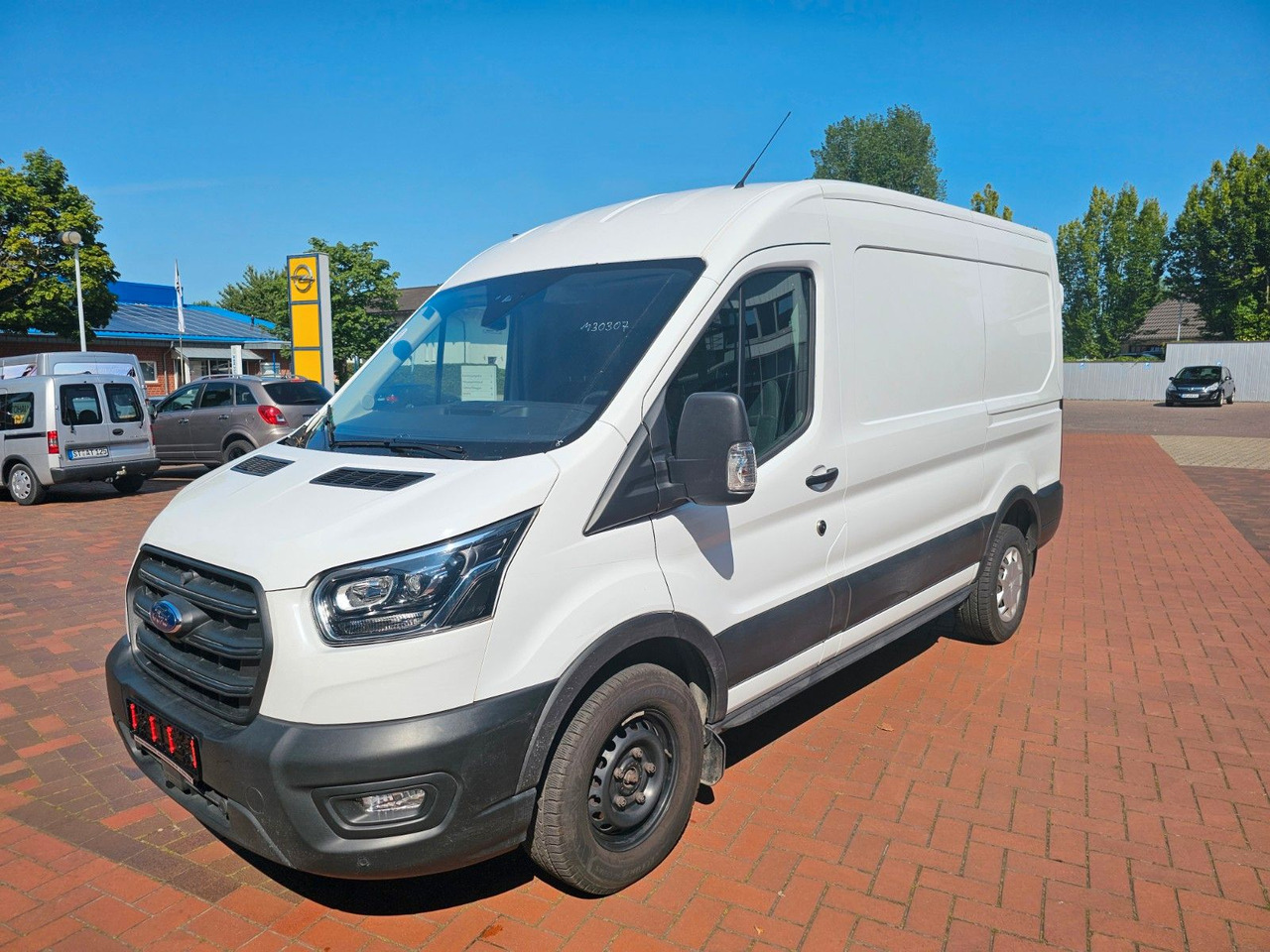 Ford Transit Kasten 350 L2H2 Trend Rückfahrkamera PDC - Furgon: foto 1 Ford Transit Kasten 350 L2H2 Trend Rückfahrkamera PDC - Furgon: foto 1