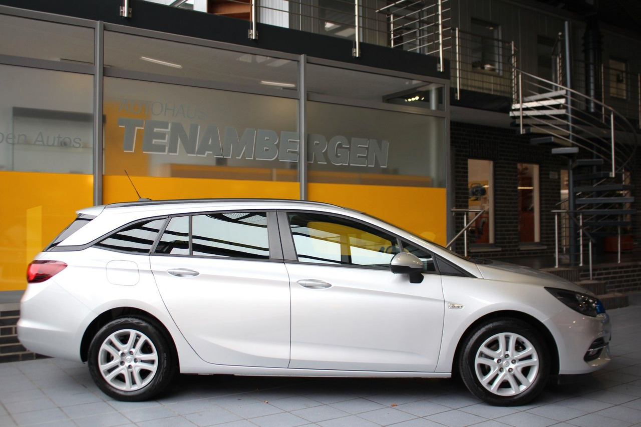 Opel Astra K ST Edition S/S Navi Kamera LED AHK - Makinë me portobagazh: foto 3 Opel Astra K ST Edition S/S Navi Kamera LED AHK - Makinë me portobagazh: foto 3
