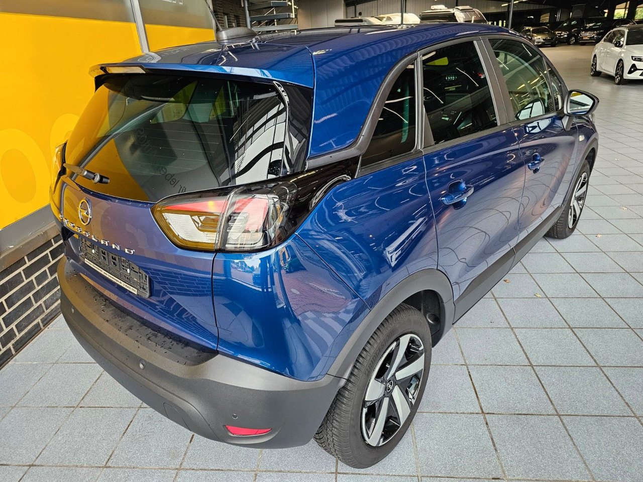 Opel Crossland Navi SHZ LHzg PDC Kamera - Furgon pasagjerësh: foto 3 Opel Crossland Navi SHZ LHzg PDC Kamera - Furgon pasagjerësh: foto 3