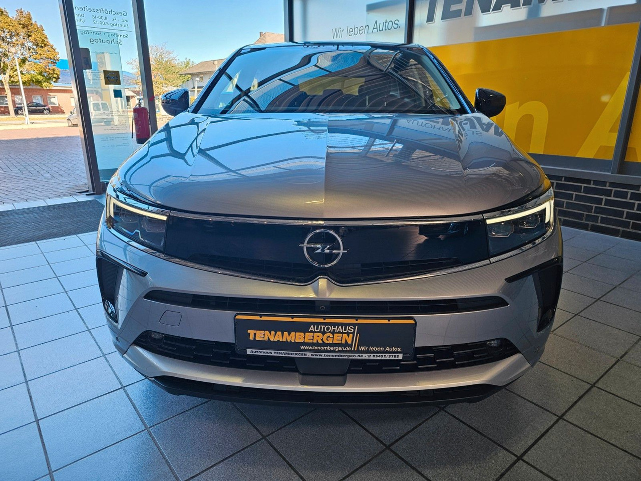 Opel Grandland (X) Elegance IntelliLux 360°Kamera ACC - SUV: foto 2 Opel Grandland (X) Elegance IntelliLux 360°Kamera ACC - SUV: foto 2