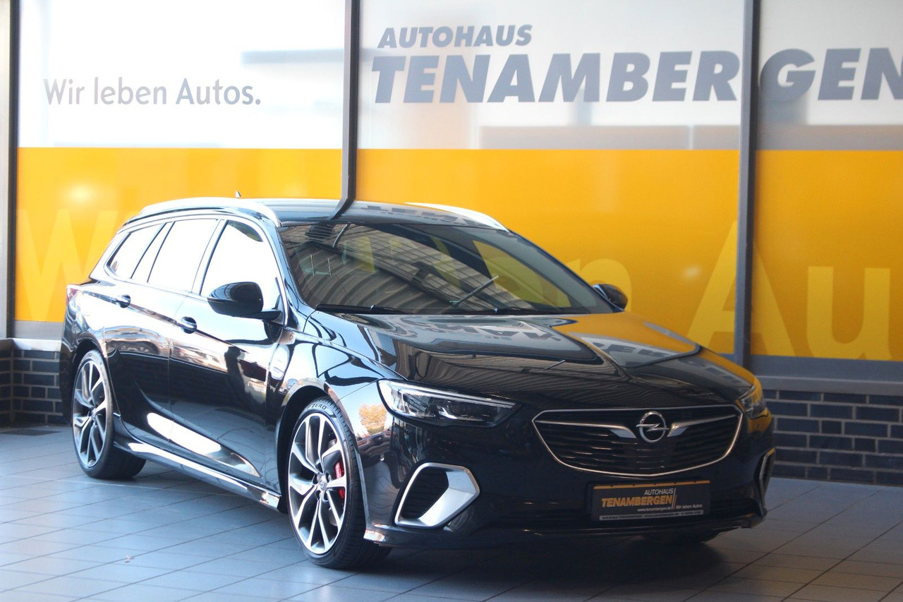Opel Insignia B Sports Tourer GSi 4x4 Massage Bose - Makinë me portobagazh: foto 2 Opel Insignia B Sports Tourer GSi 4x4 Massage Bose - Makinë me portobagazh: foto 2