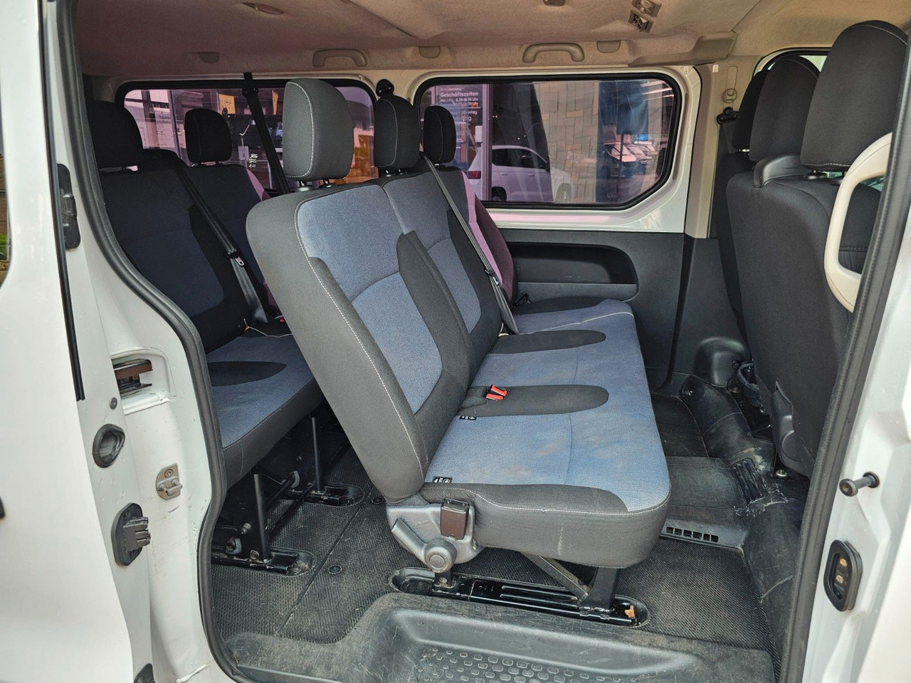 Furgon pasagjerësh Opel Vivaro B Combi Bus L2H1  2,9t AHK: foto 9