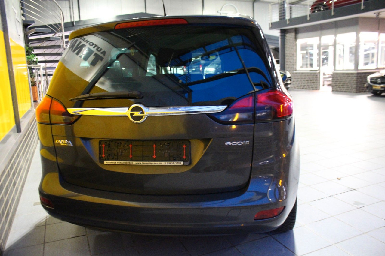 Opel Zafira C Tourer Style PDC Sitz u.Lenkradheizung - Furgon pasagjerësh: foto 4 Opel Zafira C Tourer Style PDC Sitz u.Lenkradheizung - Furgon pasagjerësh: foto 4